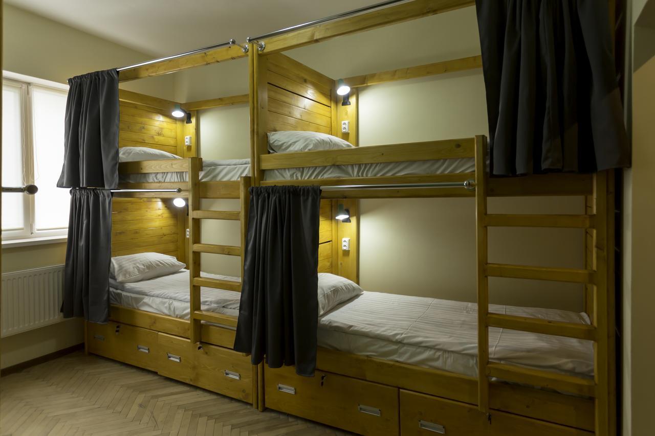 Dream Hostel Carpathians Rakhiv Bagian luar foto