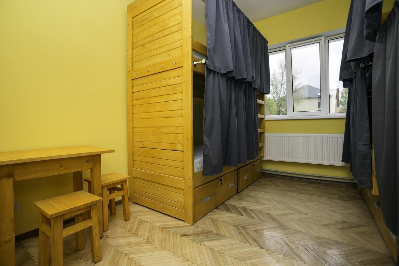 Dream Hostel Carpathians Rakhiv Bagian luar foto